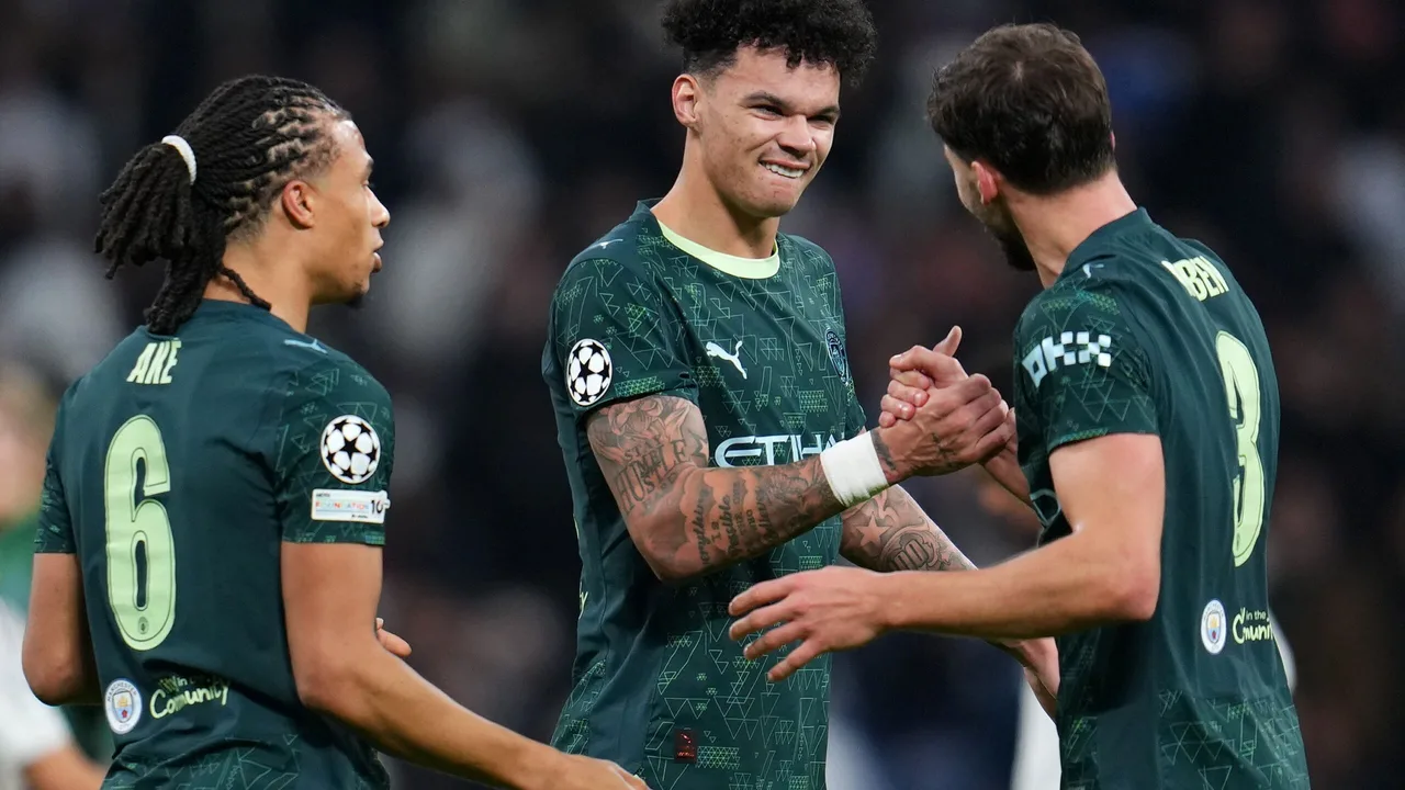 القنوات الناقلة لمباراة كريستال بالاس ومانشستر سيتي في الدوري الإنجليزي 2025-2026 وطرق المشاهدة الإلكترونية